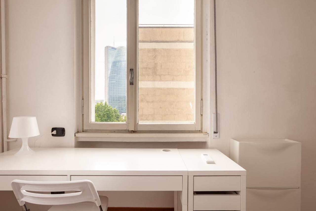 Spazioso Appartamento - City Life - Fiera Milano - Alcuino 5 Eksteriør bilde